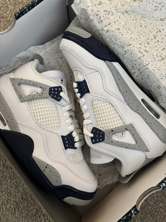 Jordan 4 ‘Midnight Navy’