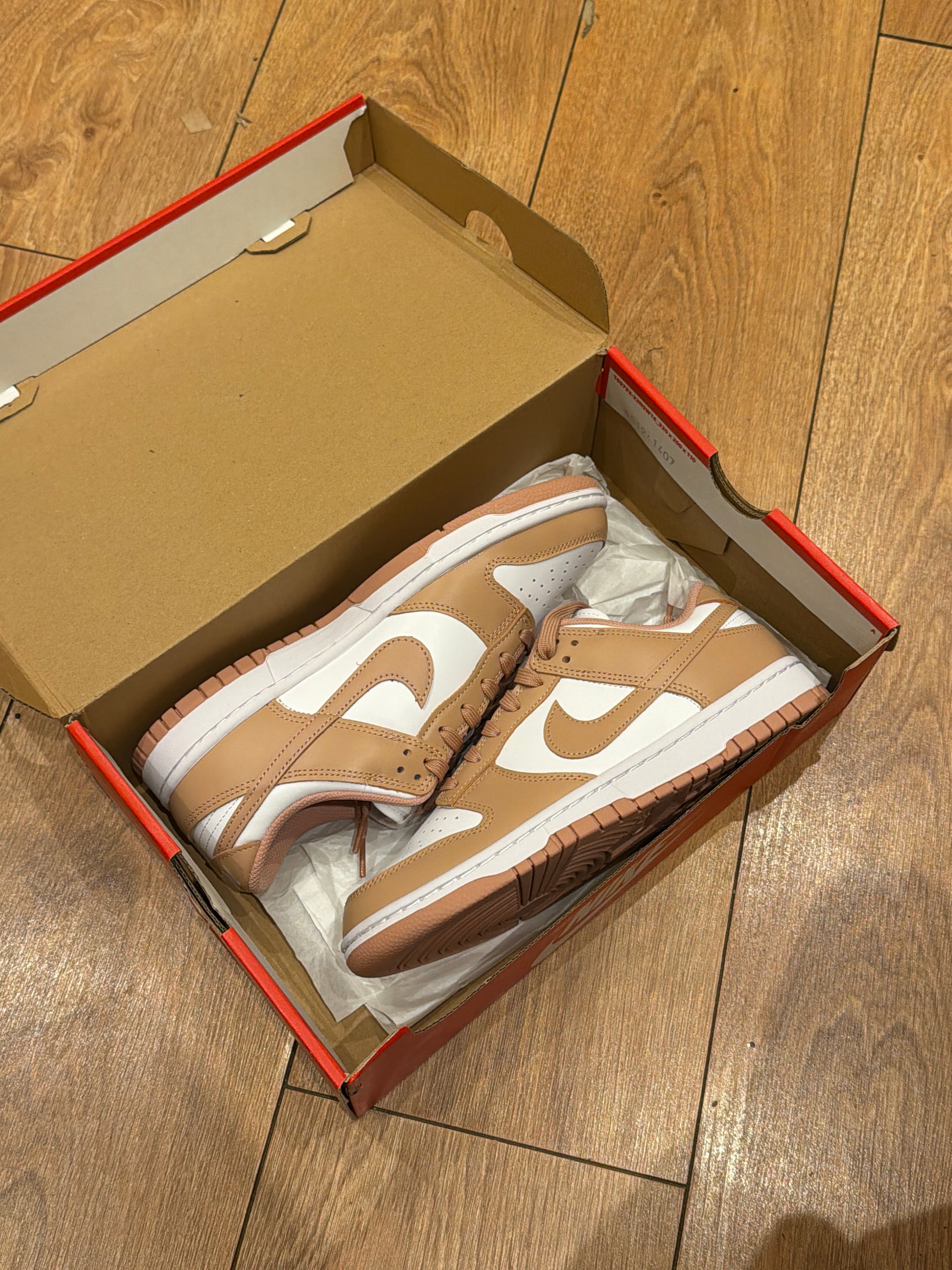 Nike Dunk ‘Rose Whisper’