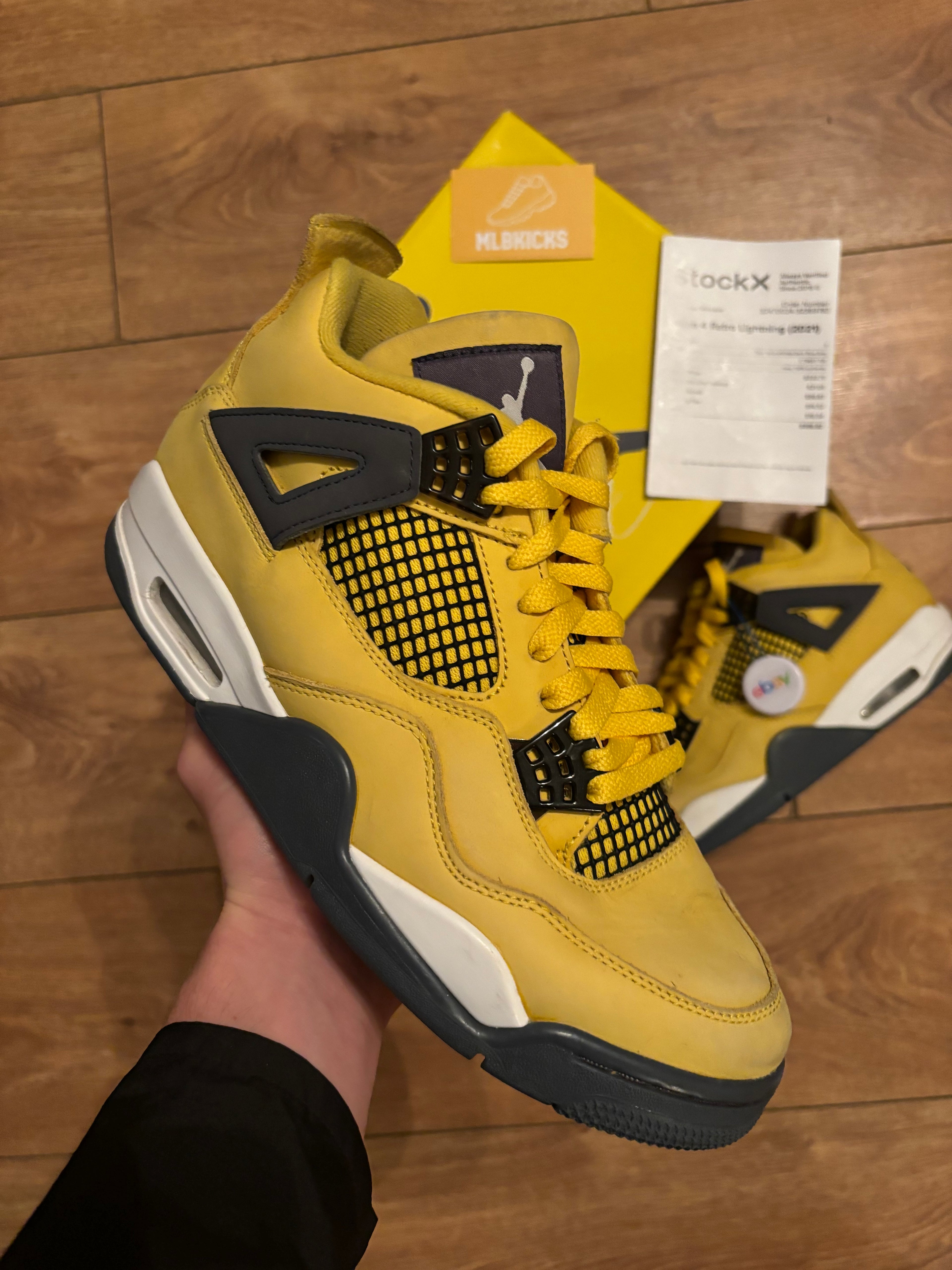 Jordan 4 ‘lightning’ VNDS