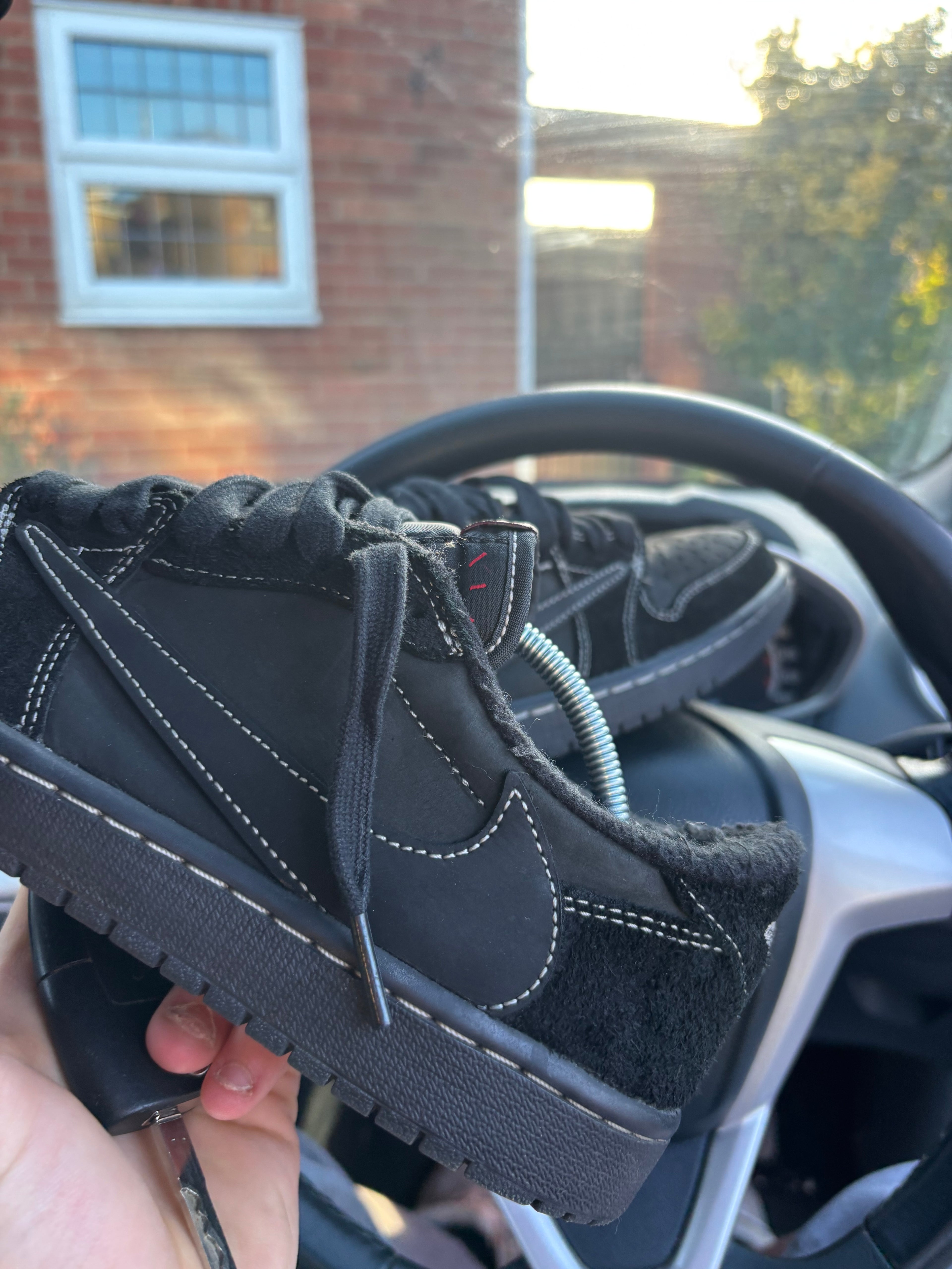 Travis Scott black phantom VNDS