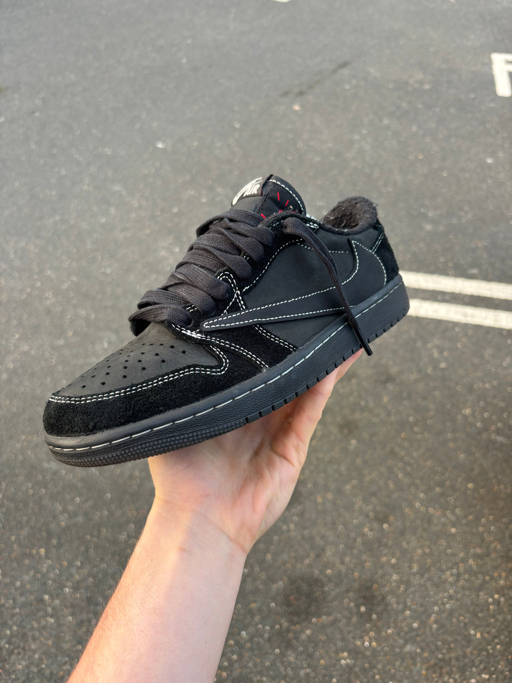 Travis Scott black phantom VNDS